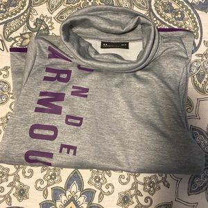 Under Armour Sweatshirt